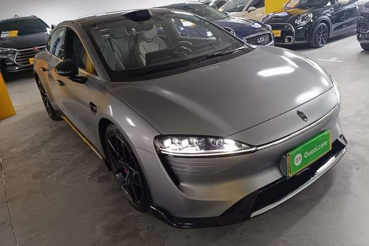Used Hima Luxeed S7 2024 Max RS Front Right 45 Deg