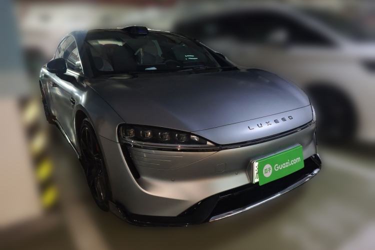 Used Hima Luxeed S7 2024 Max RS Front Right 45 Deg