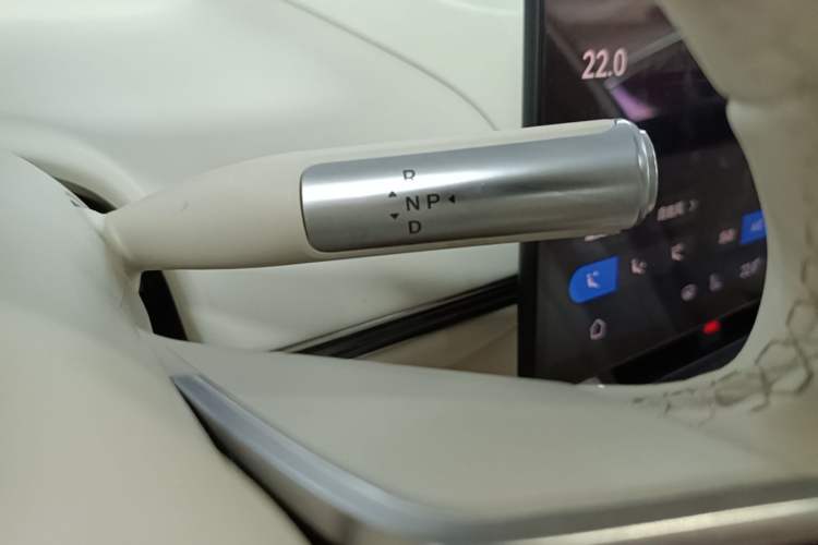 Used Hima Luxeed S7 2024 Max RS Four-Wheel-Drive Performance Edition Gear Lever