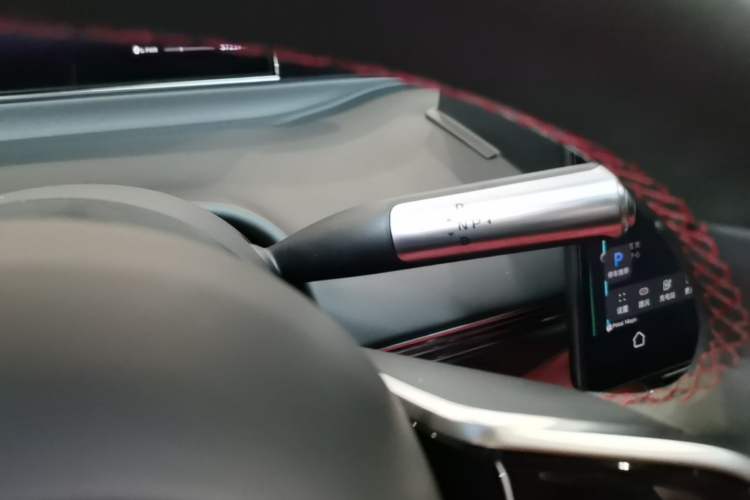Used Hima Luxeed S7 2024 Max Rear-Drive Long-Range Intelligent Driving Version Gear Lever