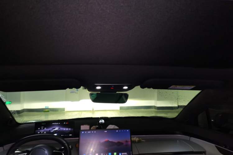 Used Hima Luxeed S7 2024 Max RS Four-Wheel-Drive Performance Edition Headliner