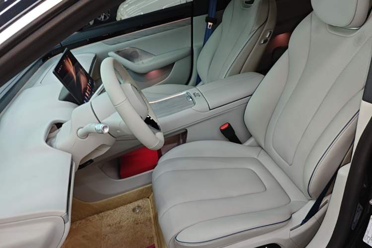 Used Hima Luxeed S7 2024 Pro Model Left Front Seat