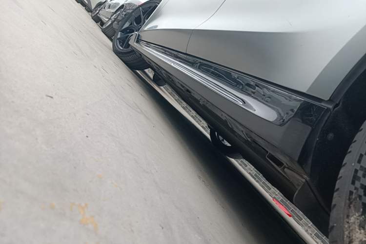 Used Hima Luxeed S7 2024 Max RS Four-Wheel-Drive Performance Edition Left Side Sill
