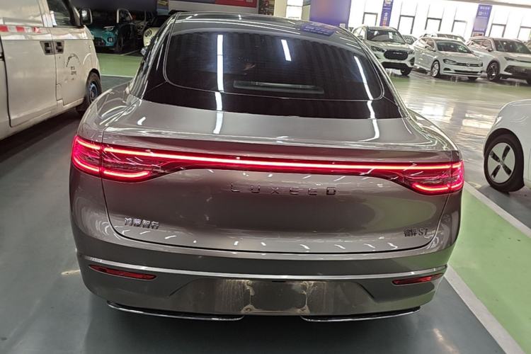 Used Hima Luxeed S7 2024 Pro Model Rear