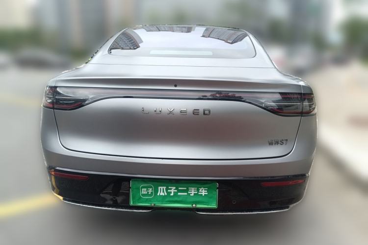 Used Hima Luxeed S7 2024 Max Rear