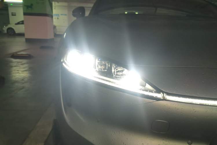 Used Hima Luxeed S7 2024 Max RS Four-Wheel-Drive Performance Edition Right Front Headlight