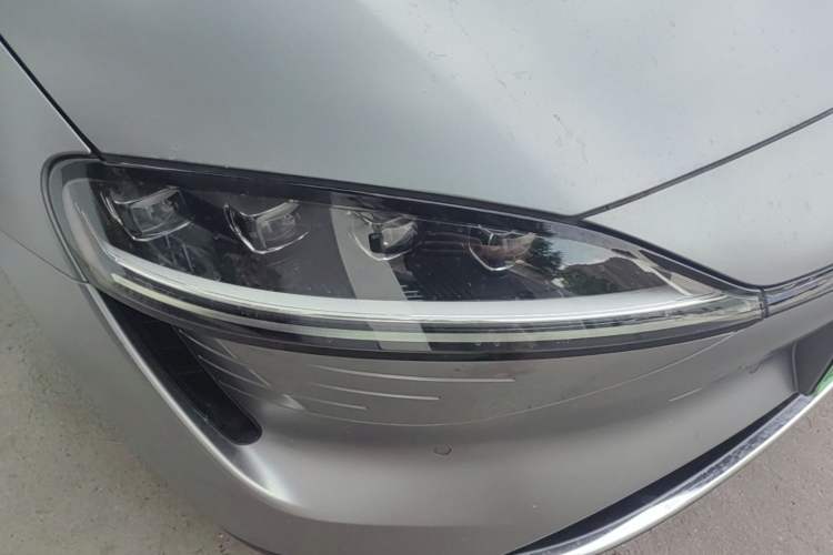Used Hima Luxeed S7 2024 Pro Rear-Drive Long-Range Version Right Front Headlight