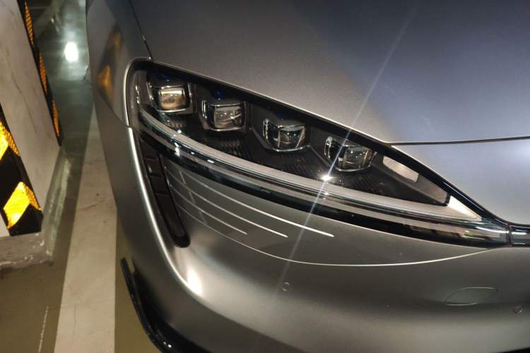 Used Hima Luxeed S7 2024 Max RS Right Front Headlight