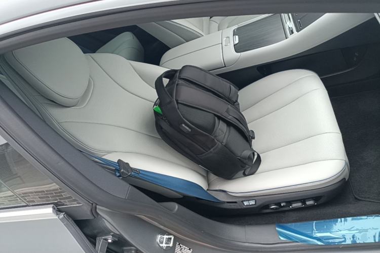 Used Hima Luxeed S7 2024 Max RS Four-Wheel-Drive Performance Edition Right Front Seat