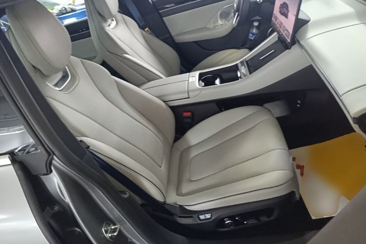 Used Hima Luxeed S7 2024 Max RS Right Front Seat