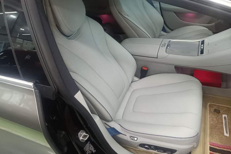 Used Hima Luxeed S7 2024 Pro Model Right Front Seat