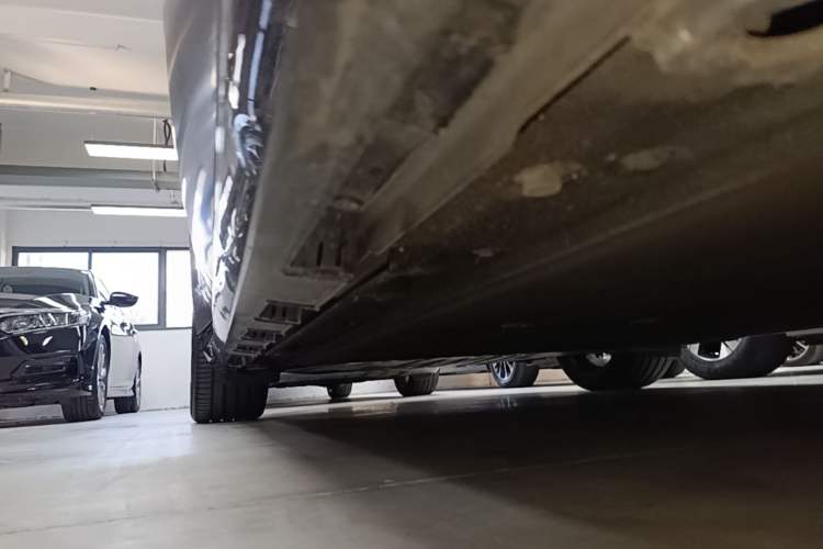 Used Hima Luxeed S7 2024 Max RS Four-Wheel-Drive Performance Edition Right Side Sill