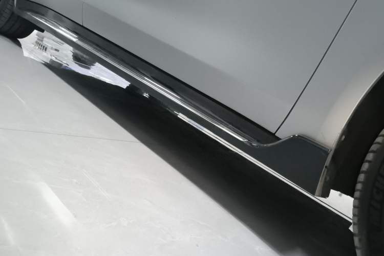 Used Hima Luxeed S7 2024 Max RS Four-Wheel-Drive Performance Edition Right Side Sill