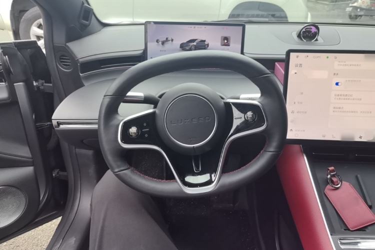 Used Hima Luxeed S7 2024 Max Rear-Drive Long-Range Intelligent Driving Version Steering Wheel