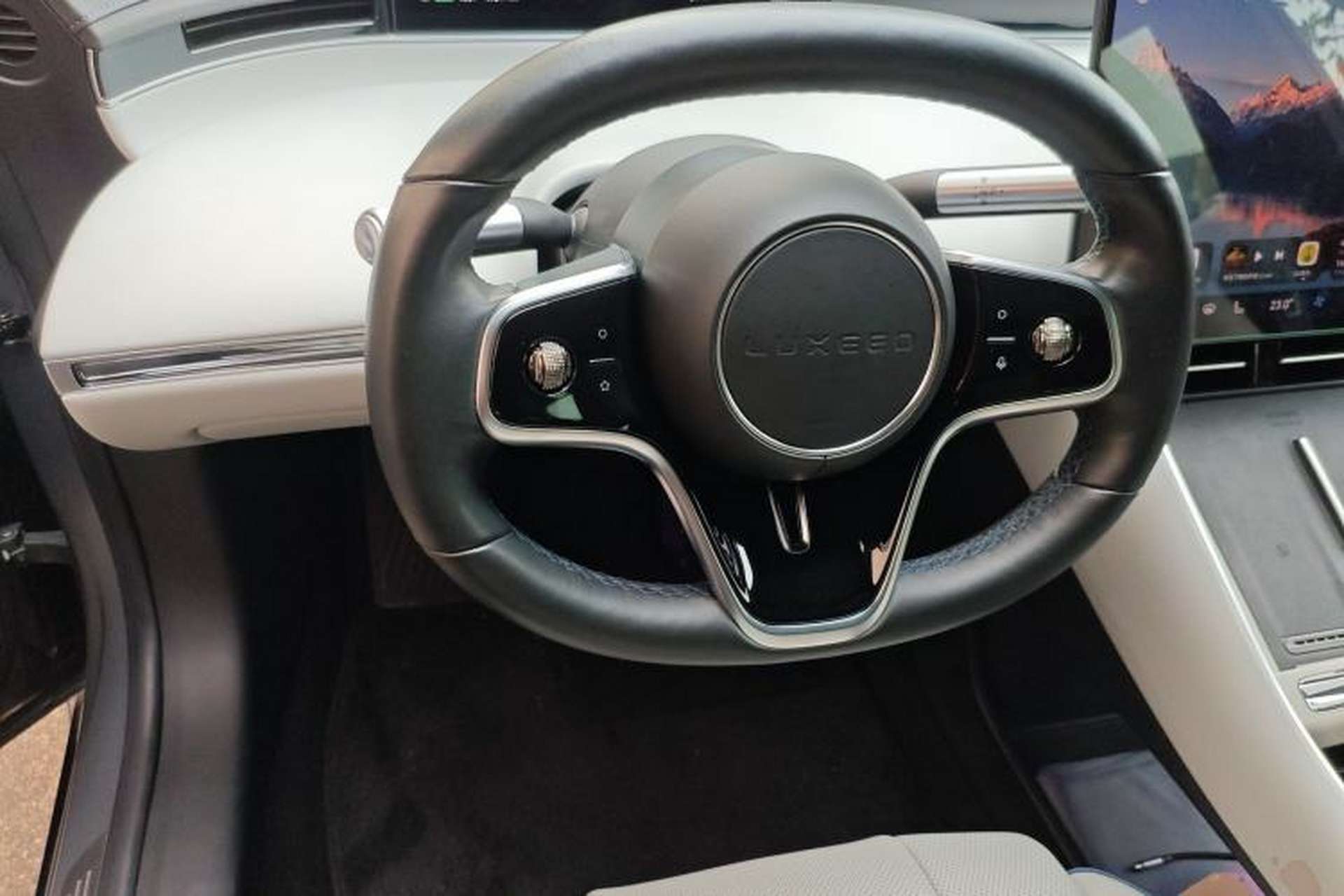 Used Hima Luxeed S7 2024 Max RS Four-Wheel-Drive Performance Edition Steering Wheel