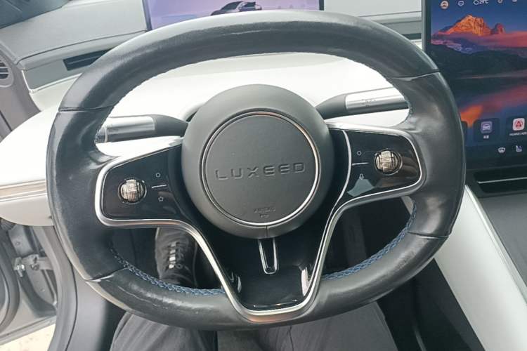 Used Hima Luxeed S7 2024 Max RS Four-Wheel-Drive Performance Edition Steering Wheel