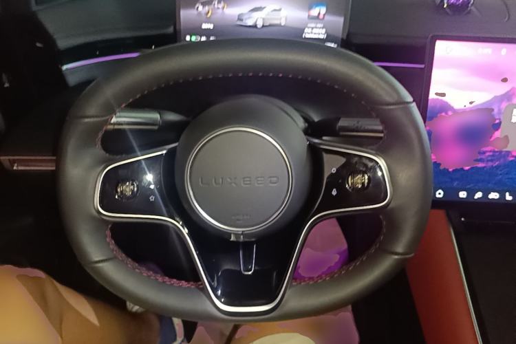 Used Hima Luxeed S7 2024 Max Rear-Drive Long-Range Intelligent Driving Version Steering Wheel
