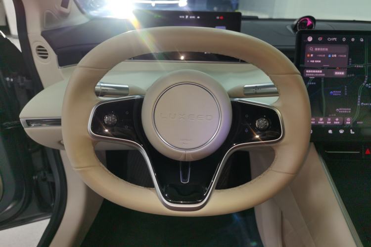 Used Hima Luxeed S7 2024 Max RS Four-Wheel-Drive Performance Edition Steering Wheel