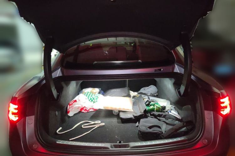 Used Hima Luxeed S7 2024 Ultra Four-Wheel Drive Flagship Edition Trunk