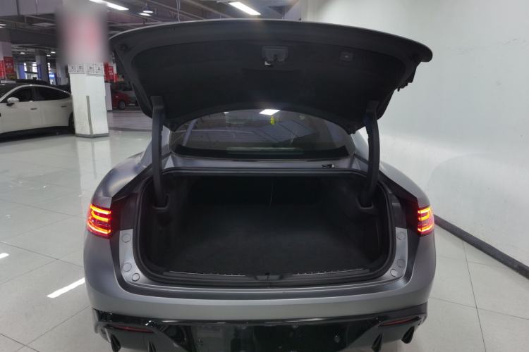Used Hima Luxeed S7 2024 Max RS Four-Wheel-Drive Performance Edition Trunk