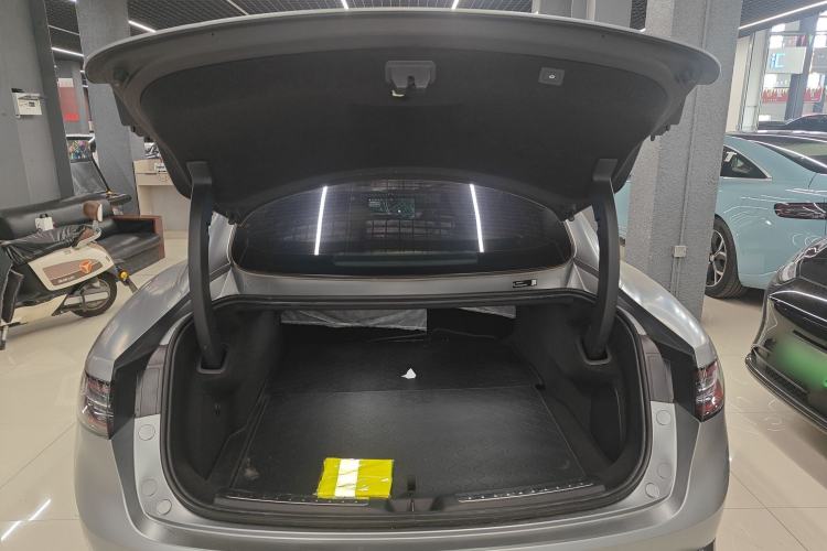 Used Hima Luxeed S7 2024 Max RS Trunk