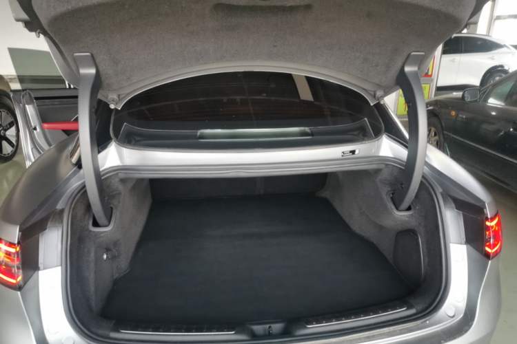 Used Hima Luxeed S7 2024 Ultra Four-Wheel Drive Flagship Edition Trunk