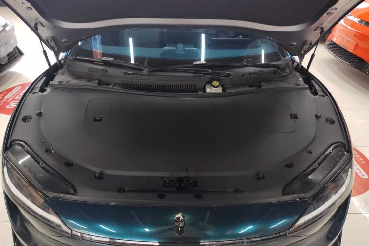 Used Hima Luxeed S7 2024 Ultra Four-Wheel Drive Flagship Edition Engine Bay
