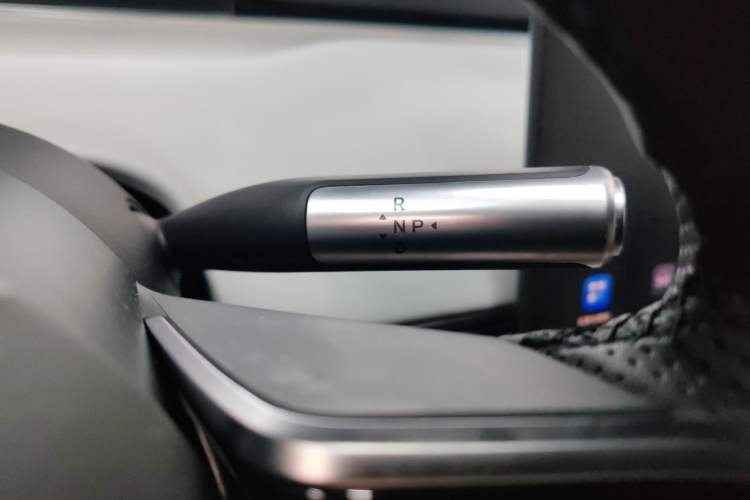 Used Hima Luxeed S7 2024 Ultra Four-Wheel Drive Flagship Edition Gear Lever