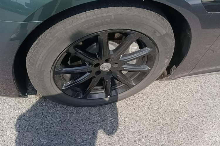 Used Hima Luxeed S7 2024 Max Rear-Drive Long-Range Intelligent Driving Version Left Front Wheel Hub