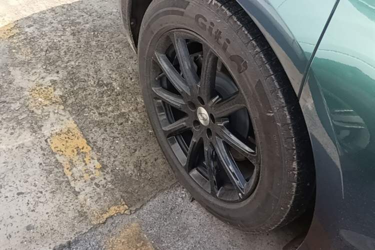 Used Hima Luxeed S7 2024 Max Rear-Drive Long-Range Intelligent Driving Version Right Rear Wheel Hub