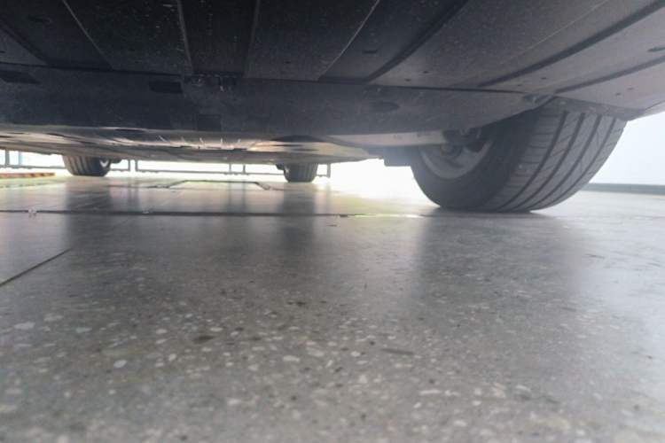 Used Hima Luxeed S7 2024 Pro Model Chassis Rear Right