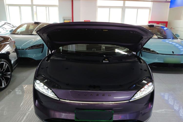 Used Hima Luxeed S7 2024 Ultra Four-Wheel Drive Flagship Edition Engine Bay