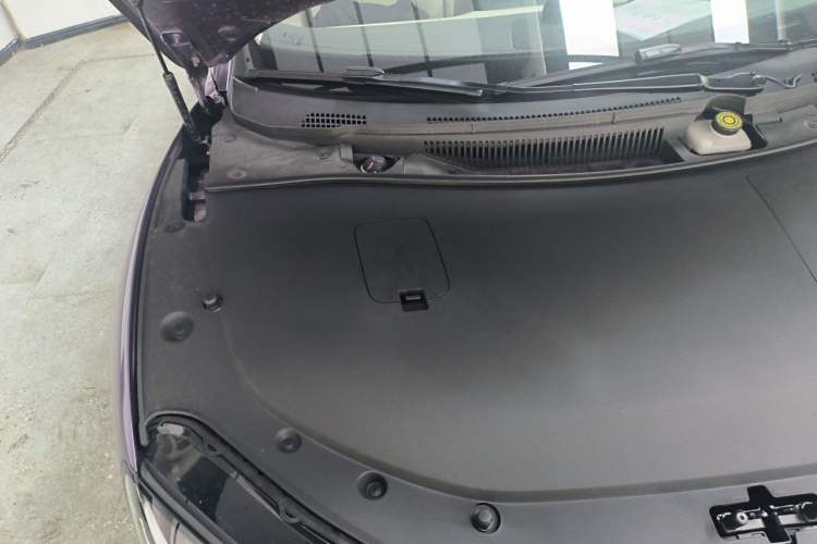 Used Hima Luxeed S7 2024 Pro Model Engine Bay Right