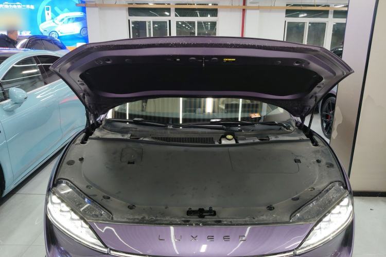 Used Hima Luxeed S7 2024 Ultra Four-Wheel Drive Flagship Edition Engine Bay