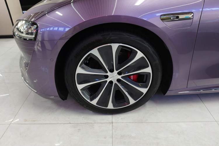 Used Hima Luxeed S7 2024 Ultra Four-Wheel Drive Flagship Edition Exterior 4