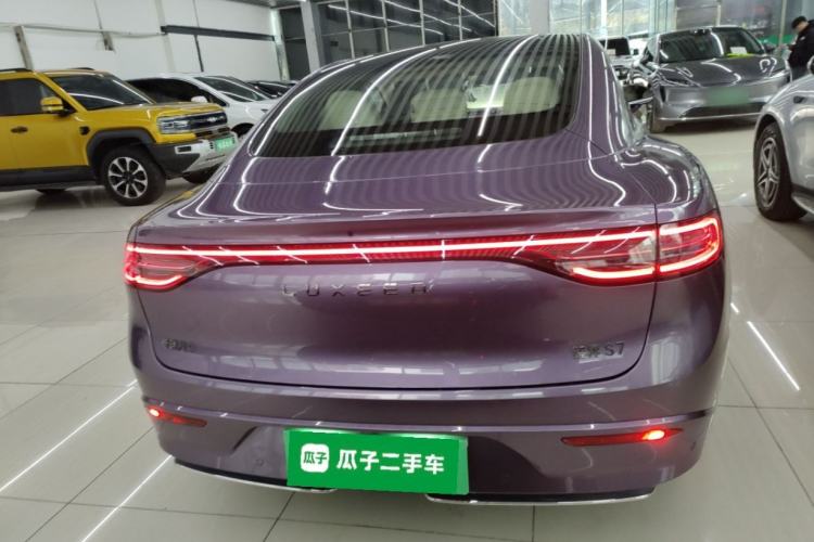 Used Hima Luxeed S7 2024 Ultra Four-Wheel Drive Flagship Edition Exterior 4