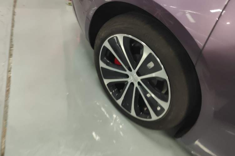 Used Hima Luxeed S7 2024 Ultra Four-Wheel Drive Flagship Edition Exterior 5