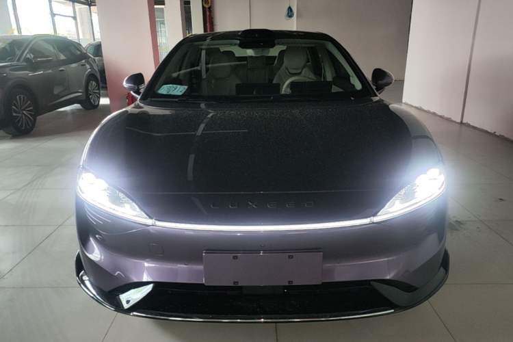 Used Hima Luxeed S7 2024 Ultra Four-Wheel Drive Flagship Edition Front
