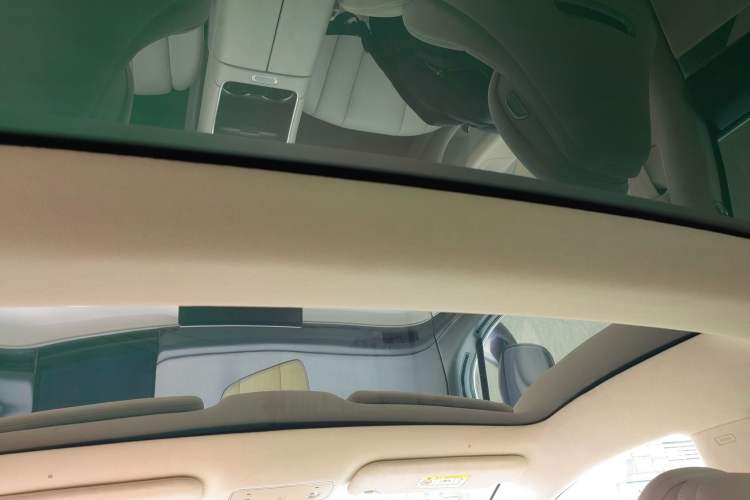 Used Hima Luxeed S7 2024 Max+ Rear-Drive Ultra-Range Intelligent Driving Edition Headliner