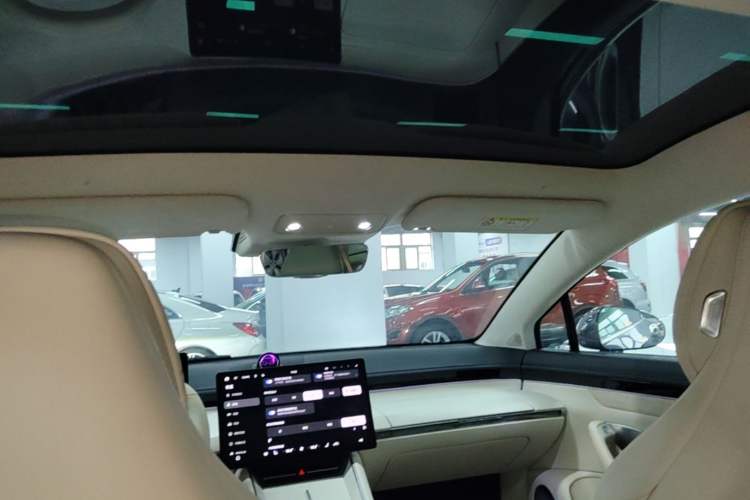Used Hima Luxeed S7 2024 Ultra Four-Wheel Drive Flagship Edition Headliner