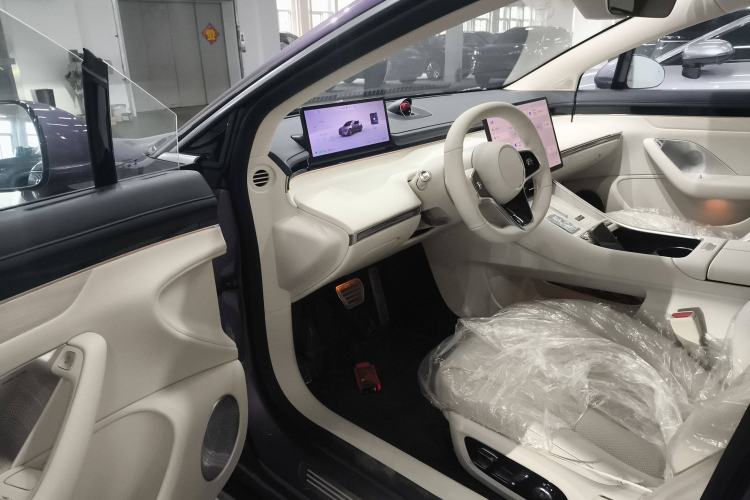 Used Hima Luxeed S7 2024 Pro Rear-Drive Long-Range Version Interior 3