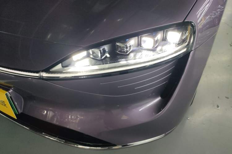 Used Hima Luxeed S7 2024 Max+ Rear-Drive Ultra-Range Intelligent Driving Edition Left Front Headlight