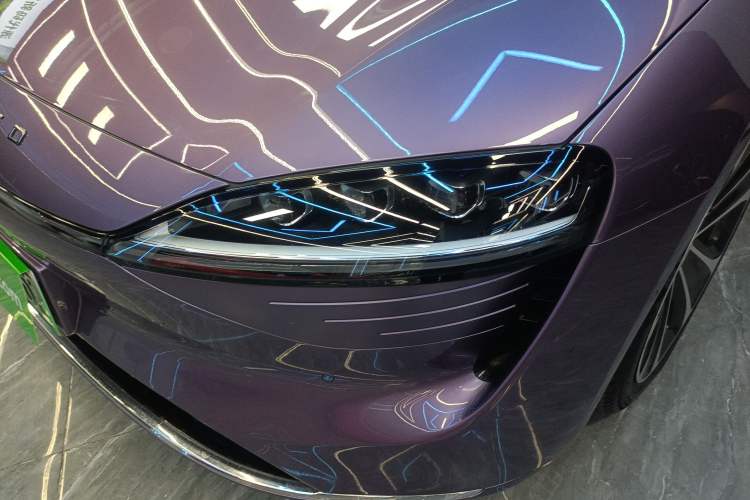 Used Hima Luxeed S7 2024 Max+ Rear-Drive Ultra-Range Intelligent Driving Edition Left Front Headlight