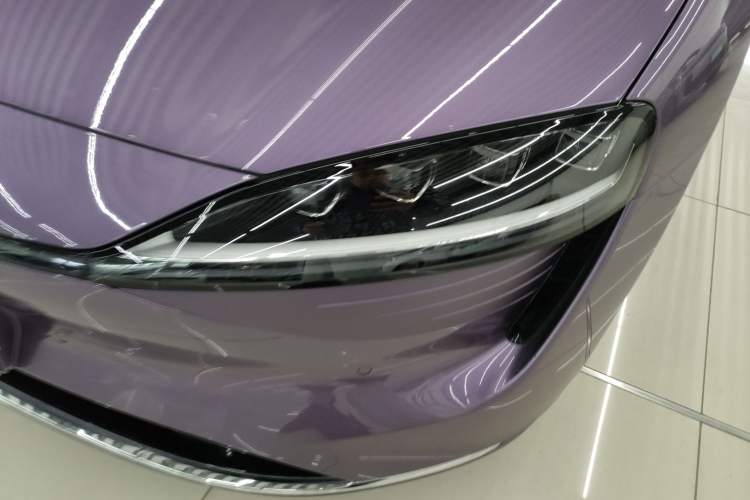 Used Hima Luxeed S7 2024 Ultra Four-Wheel Drive Flagship Edition Left Front Headlight