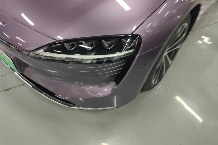 Used Hima Luxeed S7 2024 Ultra Four-Wheel Drive Flagship Edition Left Front Headlight