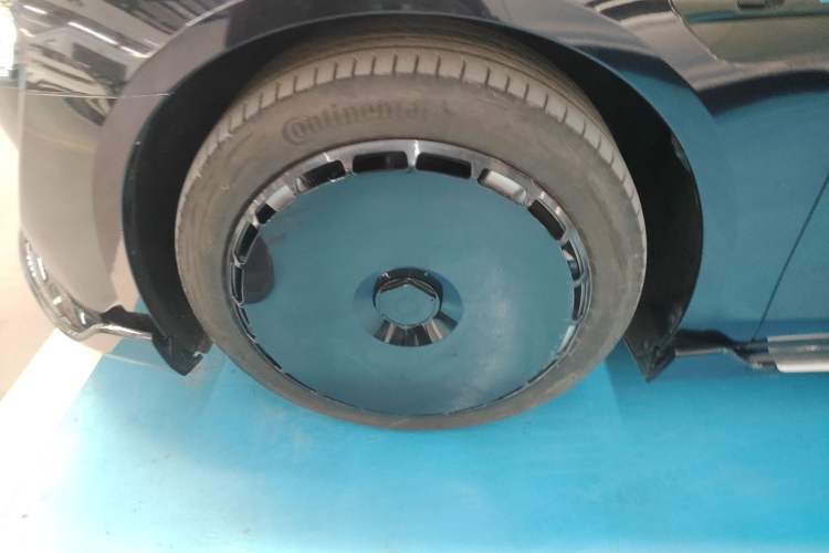 Used Hima Luxeed S7 2024 Ultra Four-Wheel Drive Flagship Edition Left Front Wheel Hub