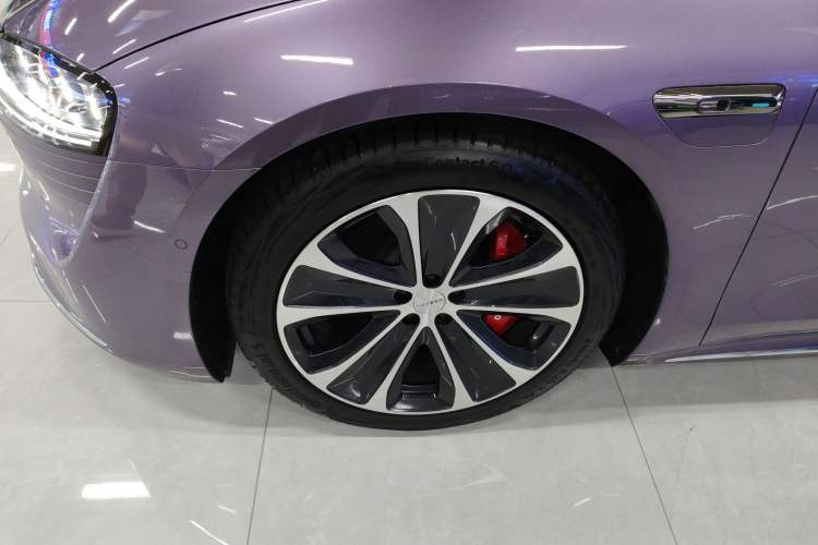 Used Hima Luxeed S7 2024 Ultra Four-Wheel Drive Flagship Edition Left Front Wheel Hub