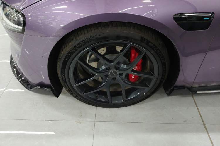 Used Hima Luxeed S7 2024 Ultra Four-Wheel Drive Flagship Edition Left Front Wheel Hub