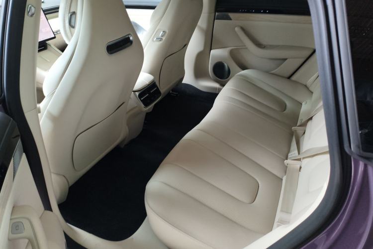 Used Hima Luxeed S7 2024 Pro Rear-Drive Long-Range Version Left Rear Seat