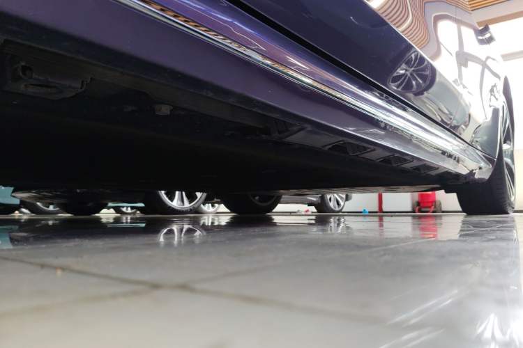 Used Hima Luxeed S7 2024 Ultra Four-Wheel Drive Flagship Edition Left Side Sill